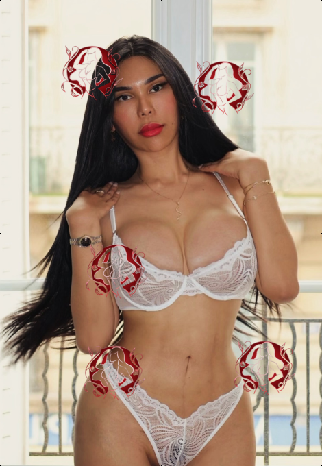 Daniela, photo 2 of 7