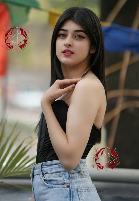 Jasmin, photo 3 of 8