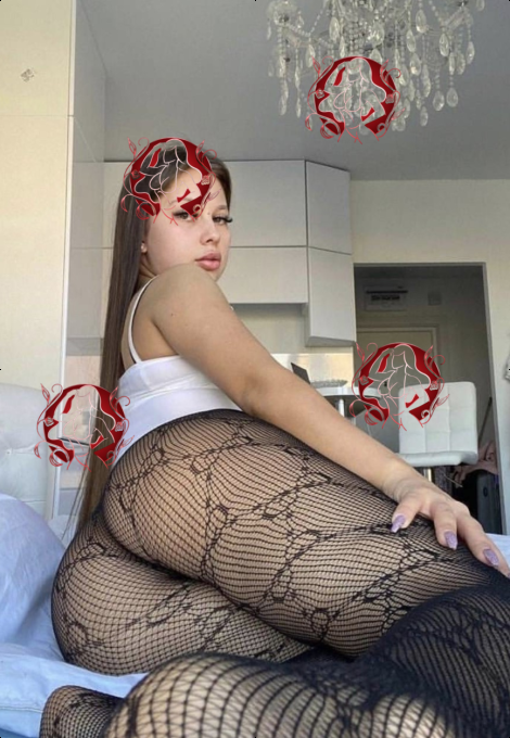 Karol, photo 4 of 4
