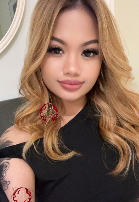 Lilia, photo 3 of 10