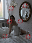 Selena, photo 6 of 6