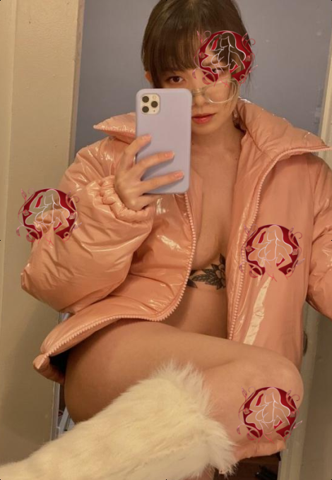 Tatianna, photo 4 of 9