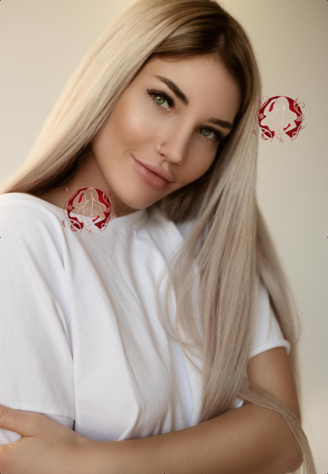Tiffany, photo 4 of 8