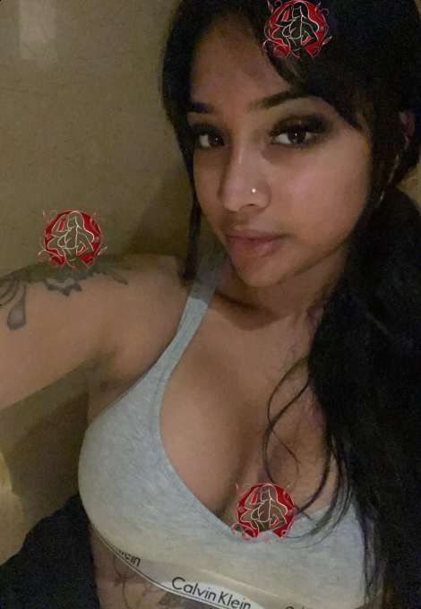 Ximena, photo 3 of 4