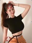 Yana, photo 2 of 4